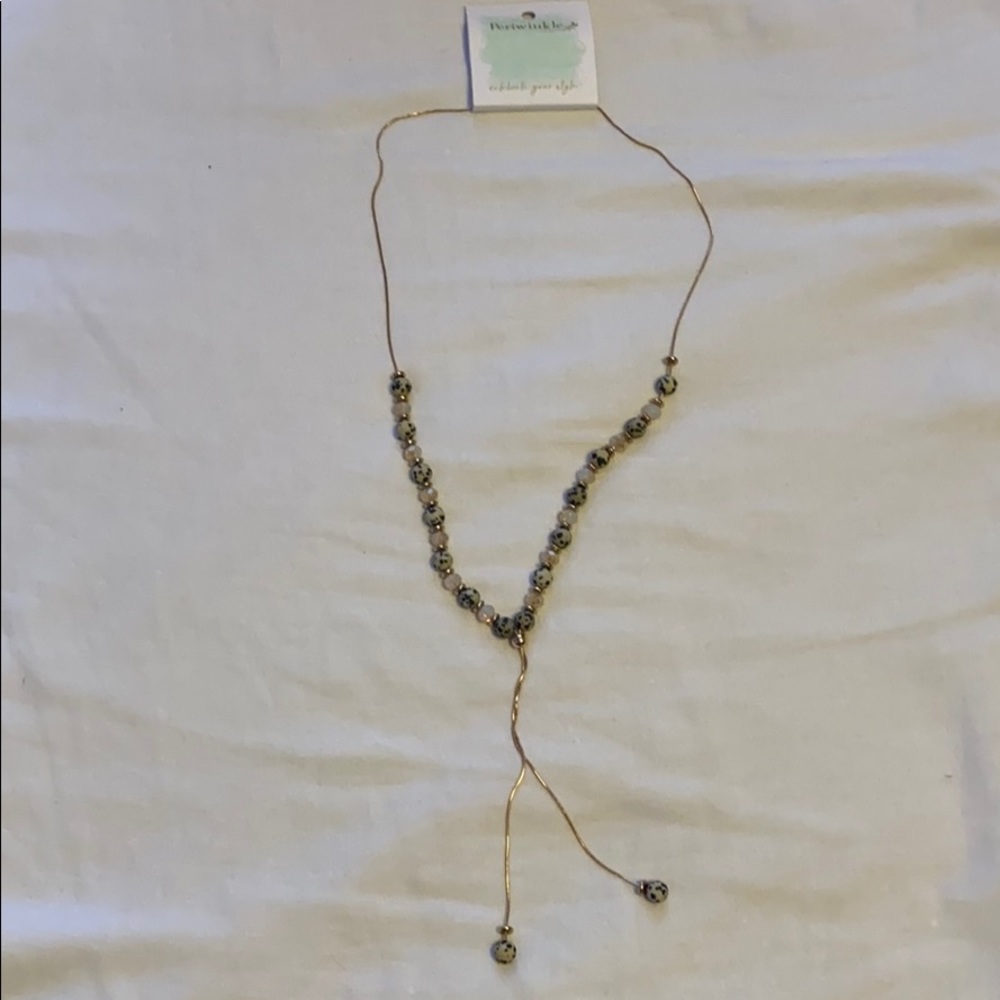 Adjustable gold necklace